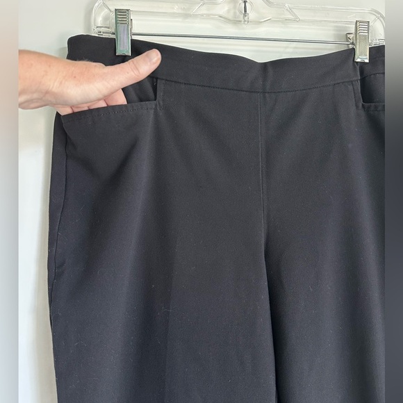 Roz & Ali Black Pants Size 10 Straight Leg Pull On Waist Band - Picture 2 of 6